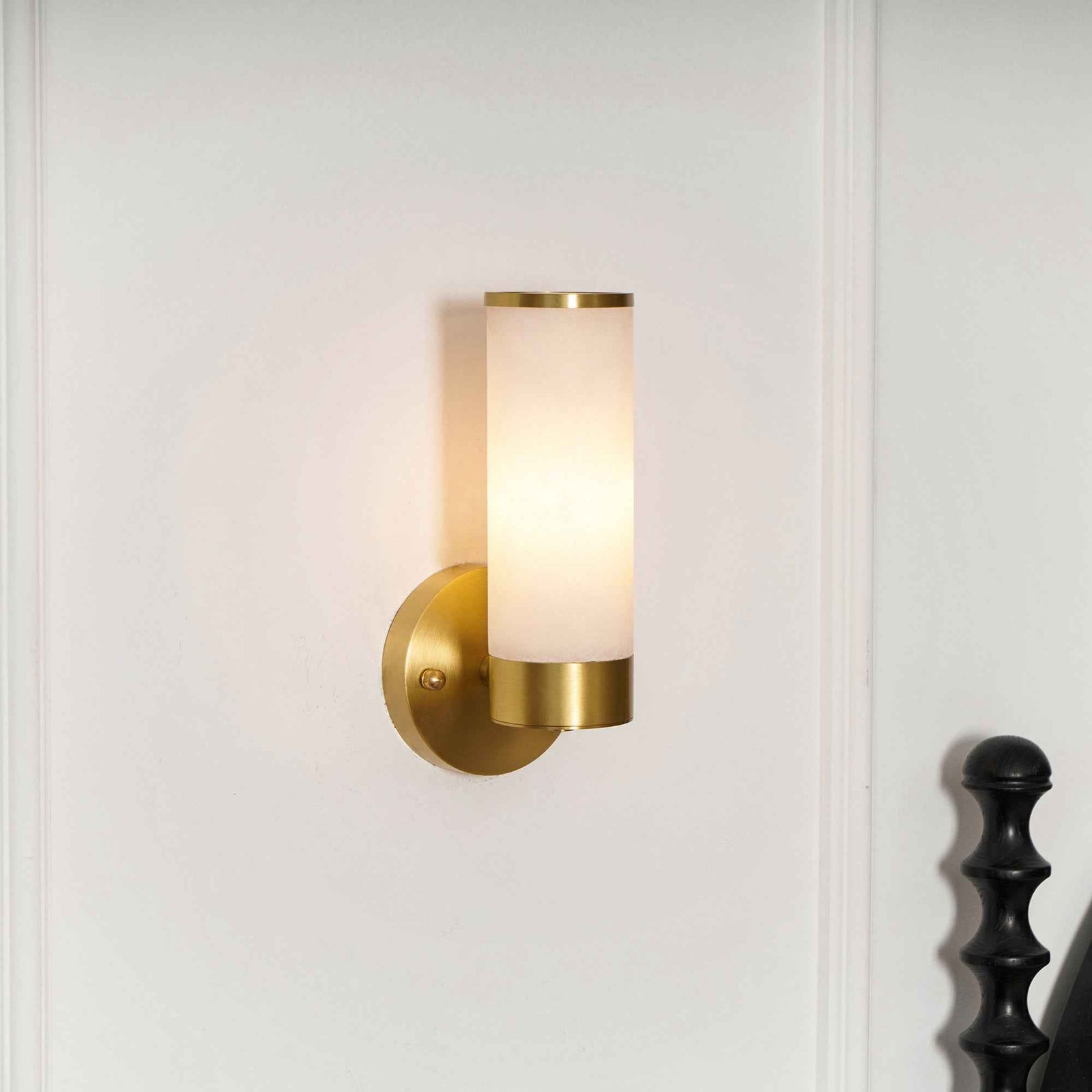 Lampe is en Laiton – Design Contemporain