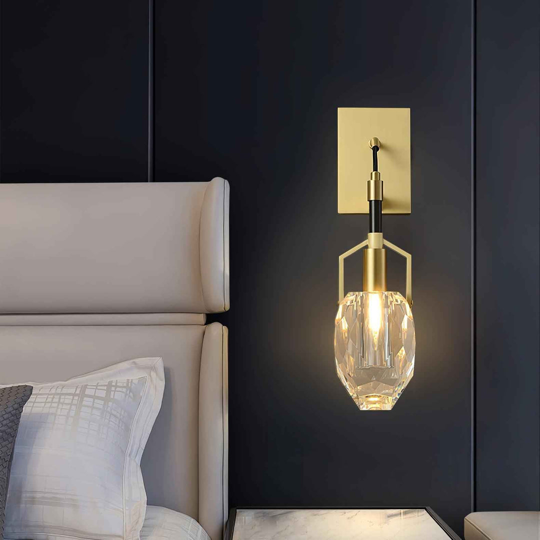 Lampe Dirk en Laiton – Design Contemporain