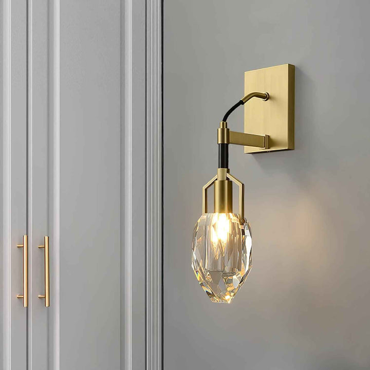 Lampe Dirk en Laiton – Design Contemporain