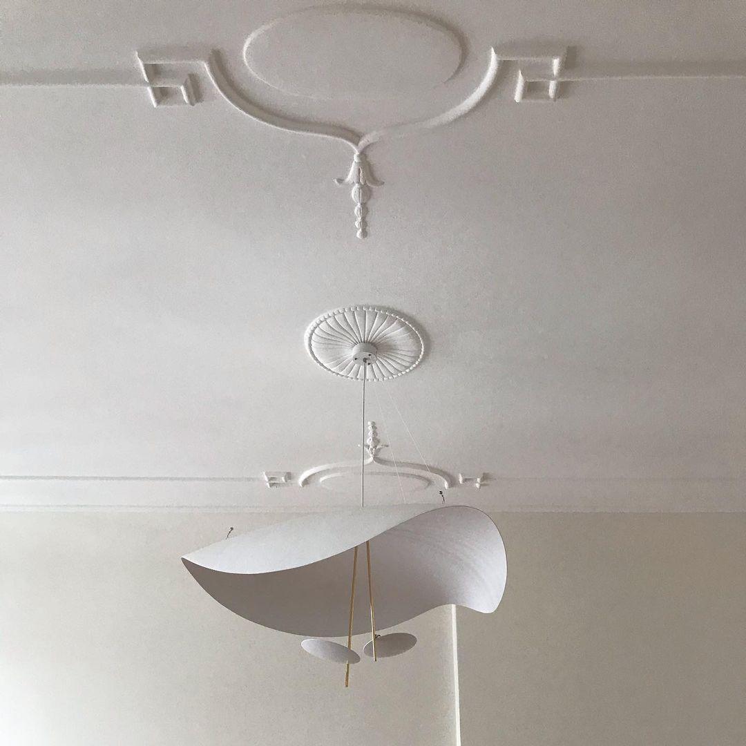 Lustra Suspension Lampe Abat-jour Courbé Noir et Or - Neutralighting