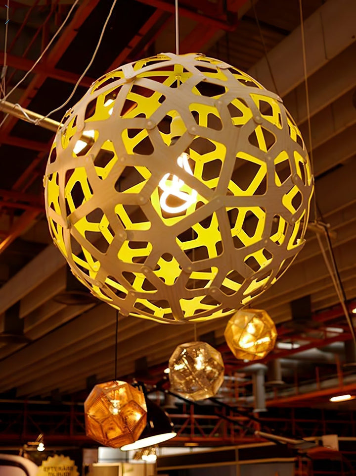 Lustra Suspension Géométrique en Bois Tressé - Neutralighting