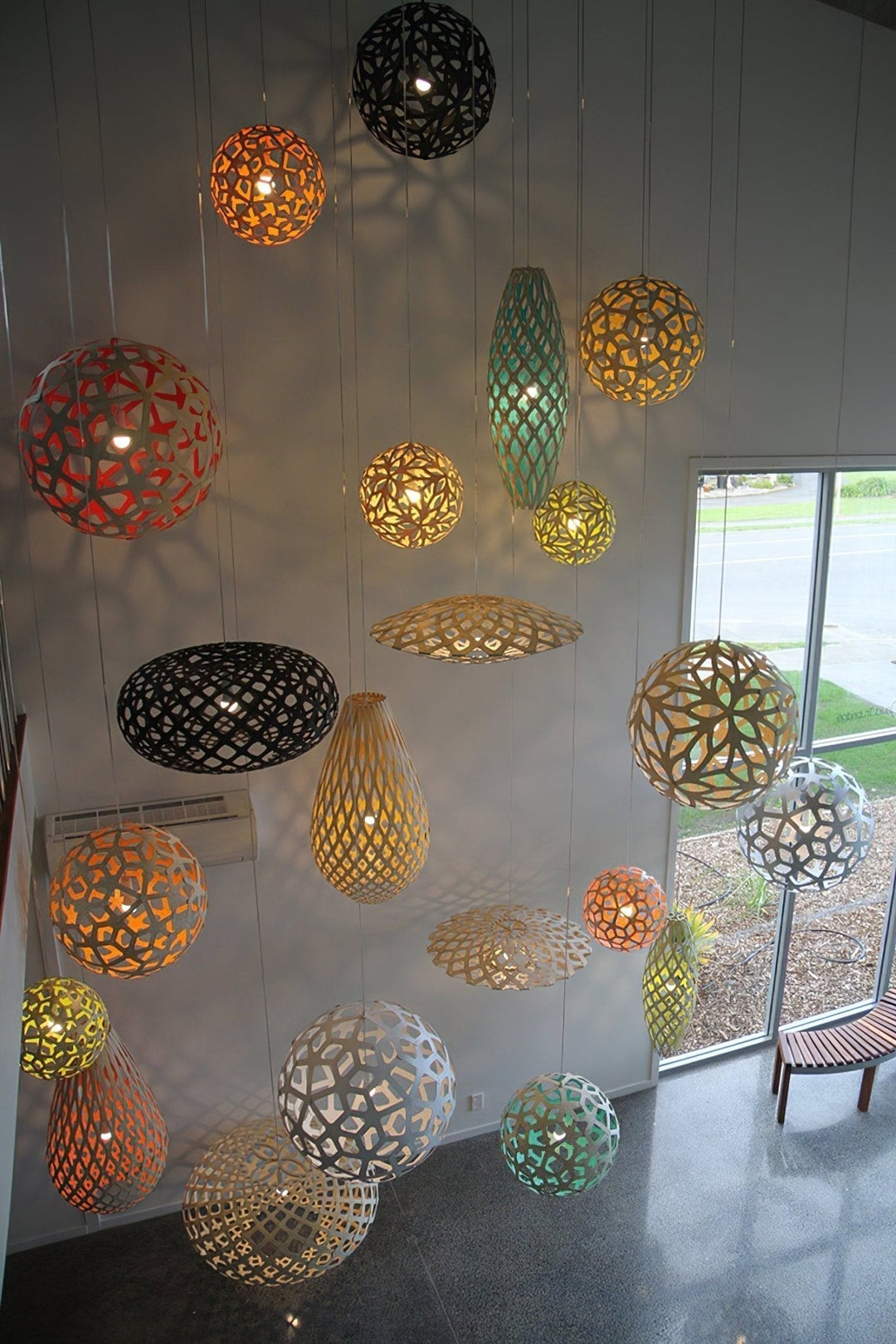 Lustra Suspension Géométrique en Bois Tressé - Neutralighting