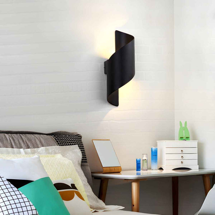 Lampe Warrior en Métal – Design Contemporain