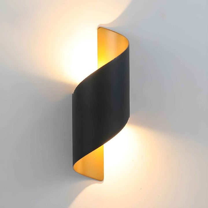 Lampe Warrior en Métal – Design Contemporain