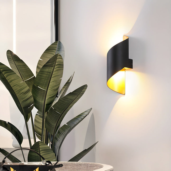 Warrior Modern Minimalist Wall Lamp - Neutralighting