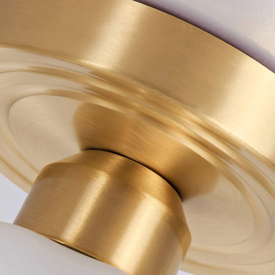 Avelin Plafonnier encastré avec base en laiton et verre opale - Neutralighting