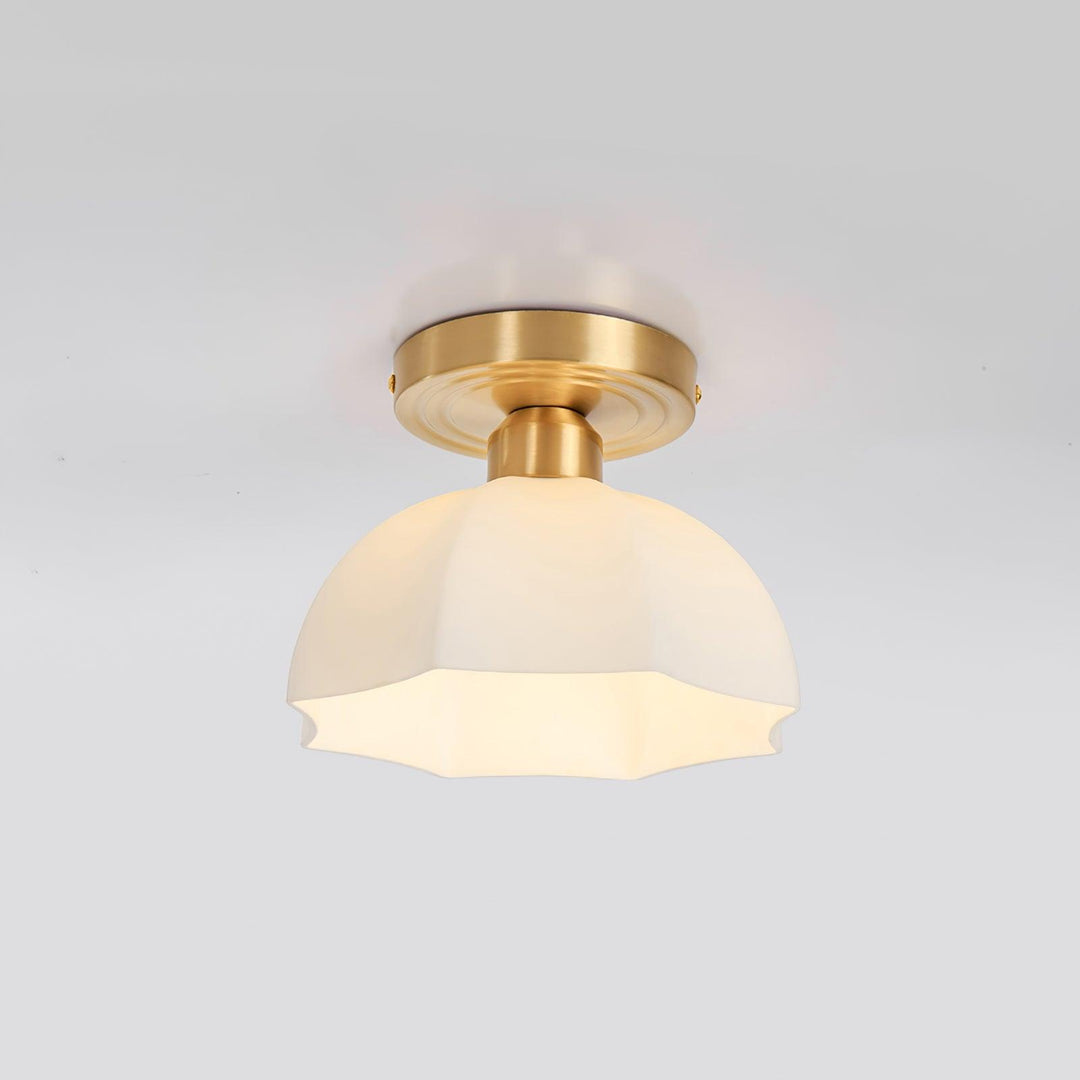 Avelin Plafonnier encastré avec base en laiton et verre opale - Neutralighting