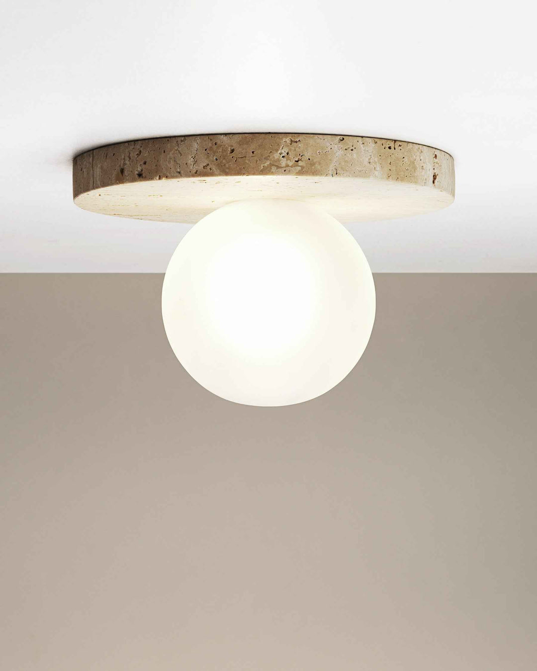 Lampe Arthaen en Verre – Élégance Moderne