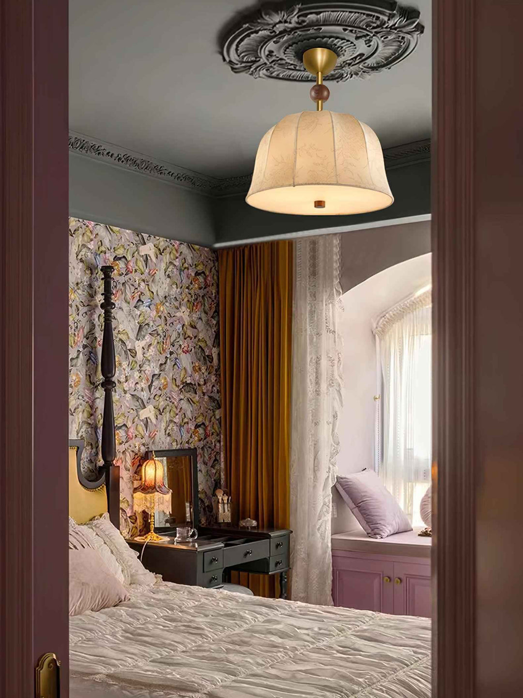 Lampe Spheris en Métal – Design Contemporain