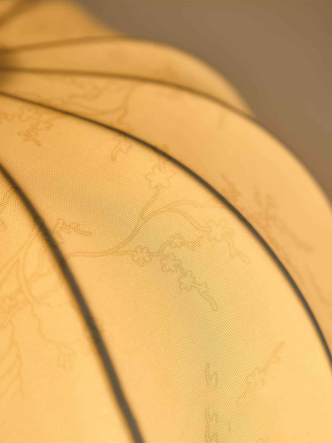 Lampe Spheris en Métal – Design Contemporain