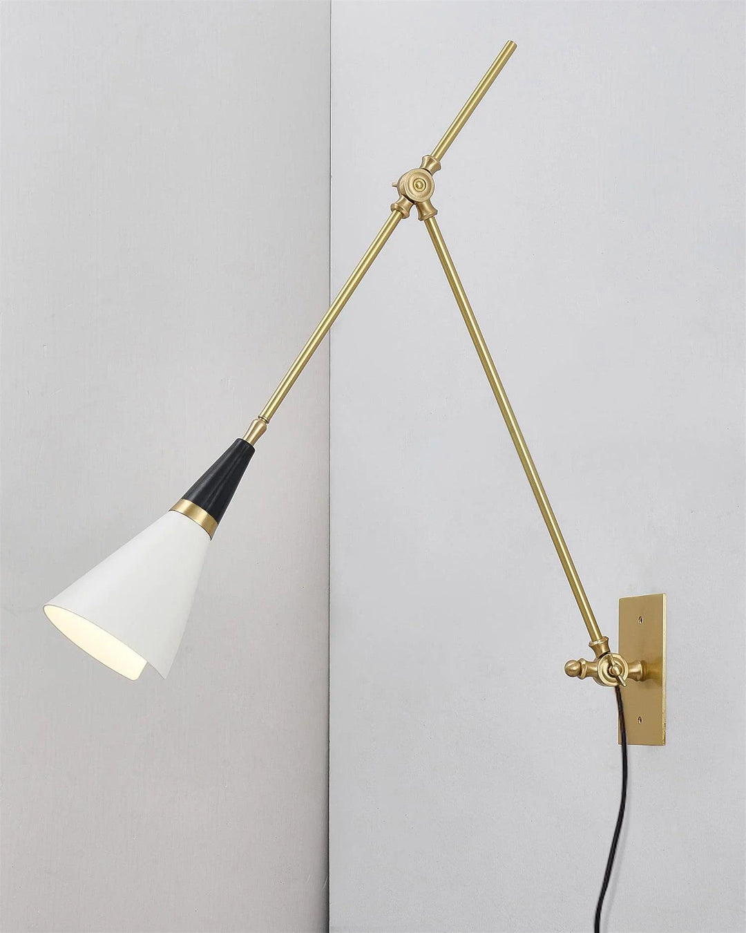 Orvenia Modern Minimalist Plug In Wall Lamp - Neutralighting