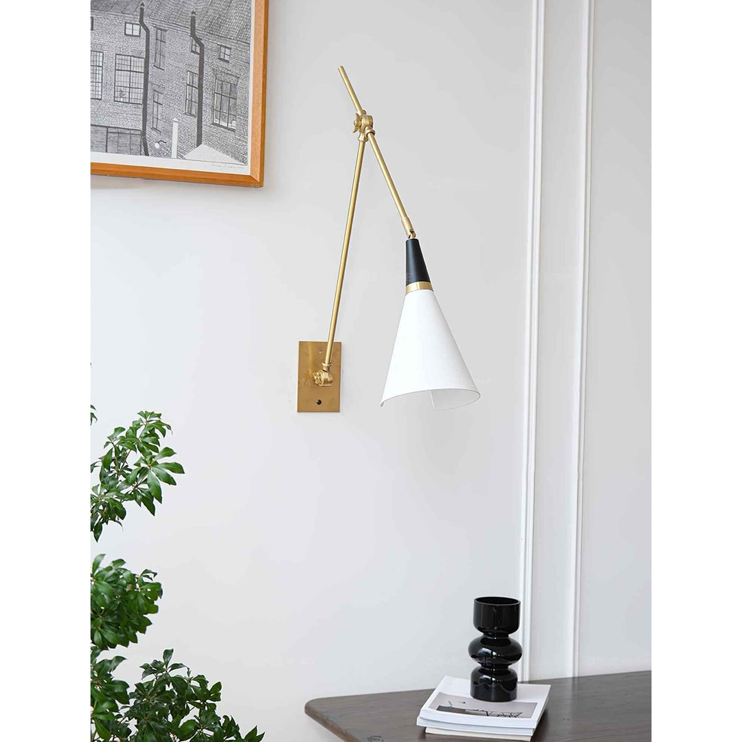 Lampe Ersila en Laiton – Design Contemporain