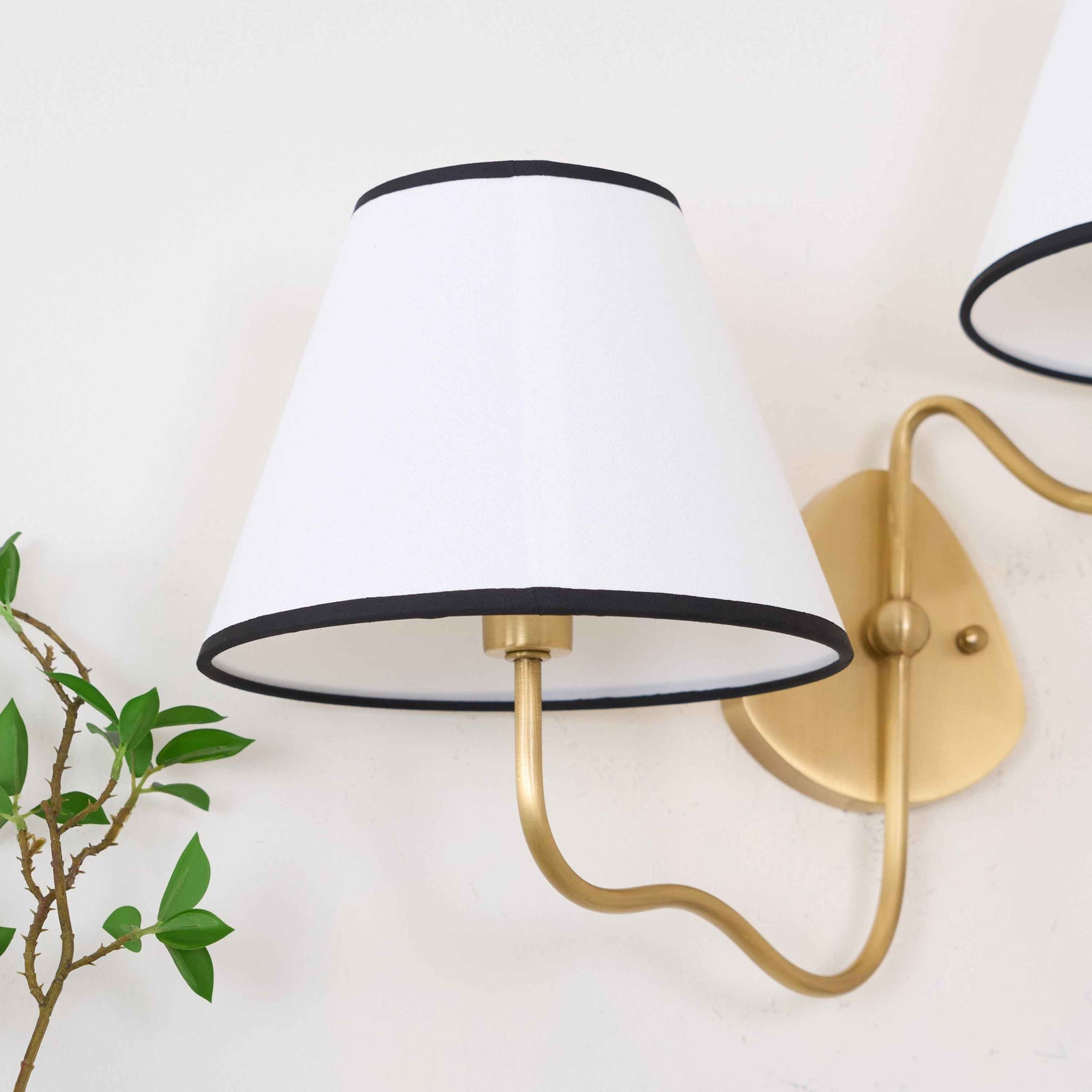 Lampe Evynor en Laiton – Design Contemporain