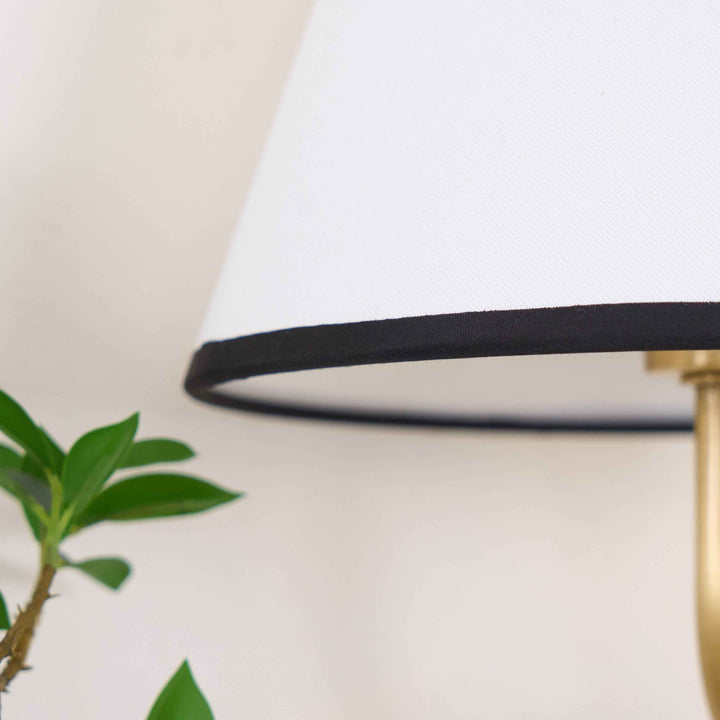 Lampe Evynor en Laiton – Design Contemporain