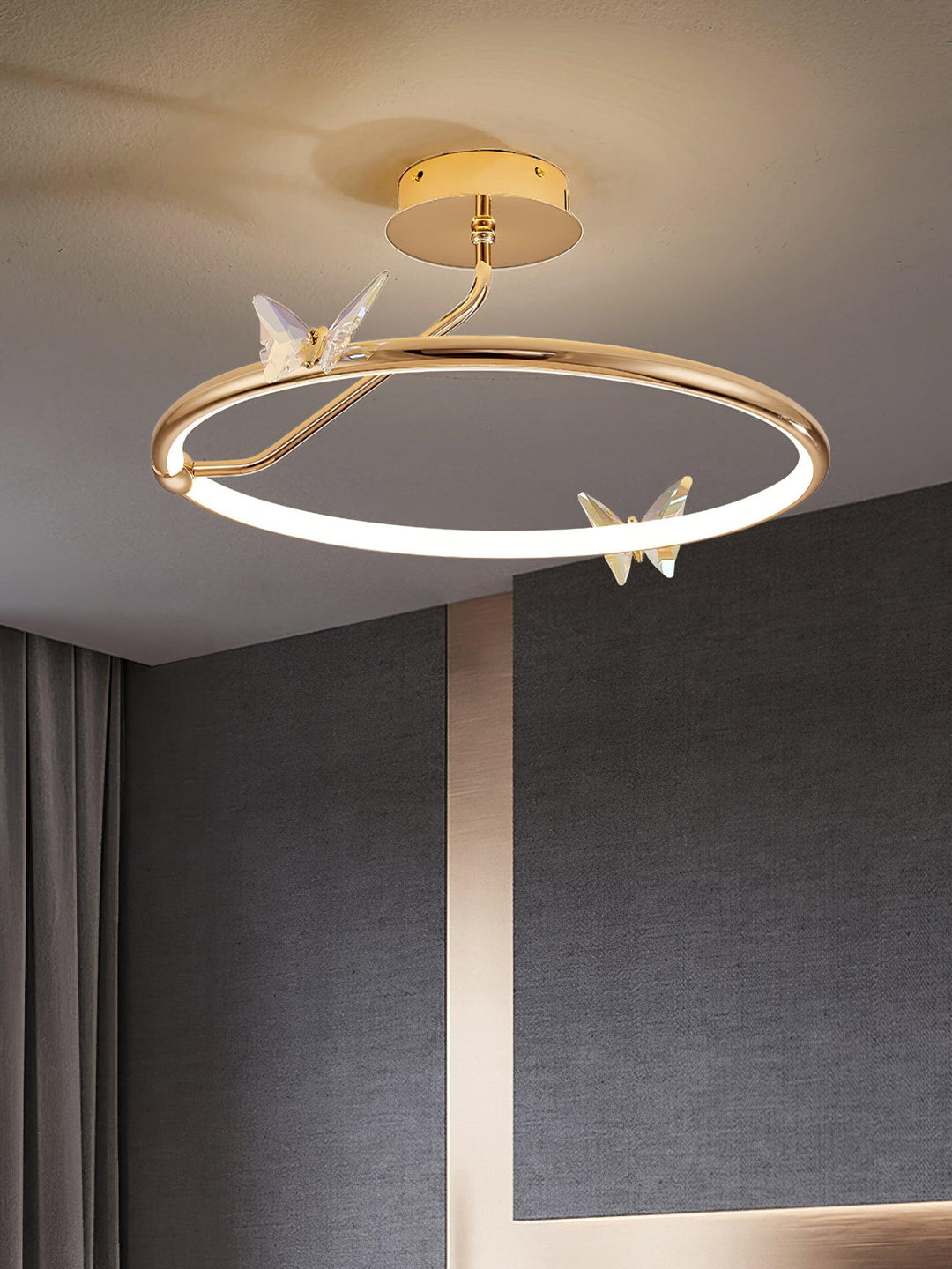 Solara Plafonnier Papillon avec Accents en Cristal et Anneau LED - Neutralighting