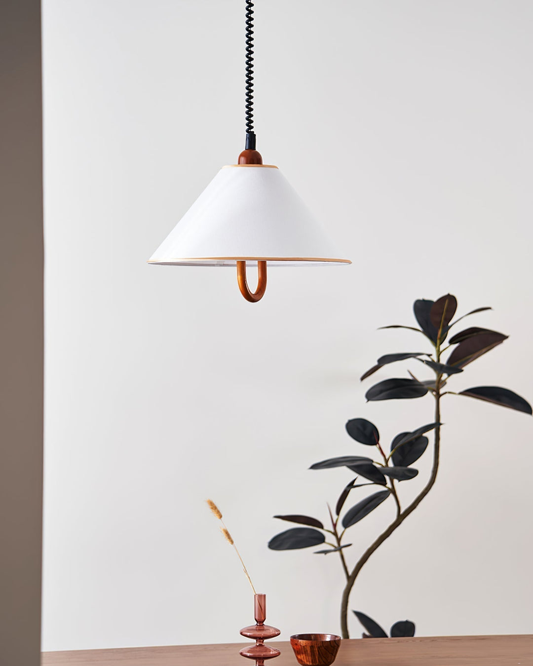 Makoto Suspension Lampe Tissu Cone Bois Réglable - Neutralighting