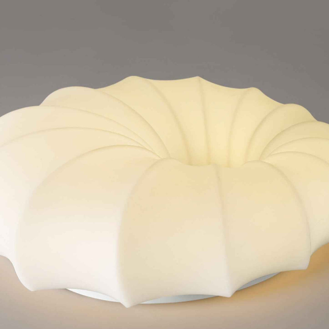 Lampe Ovariel en Métal – Design Contemporain