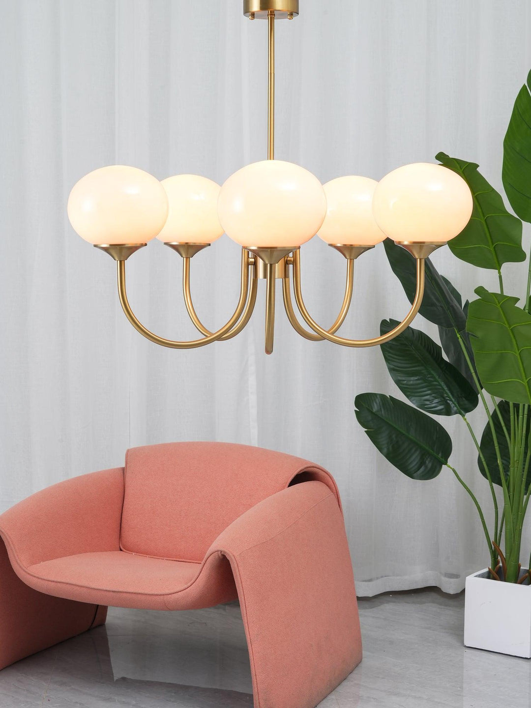 Lustra Chandelier Globe en Verre Rose Doré - Neutralighting
