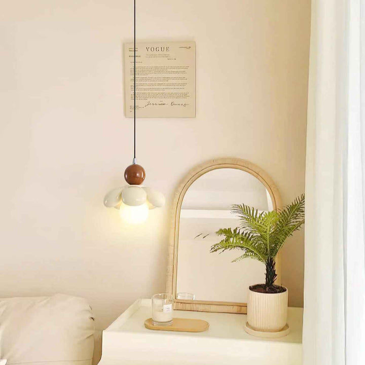 Lampe Blossi en Métal – Design Contemporain