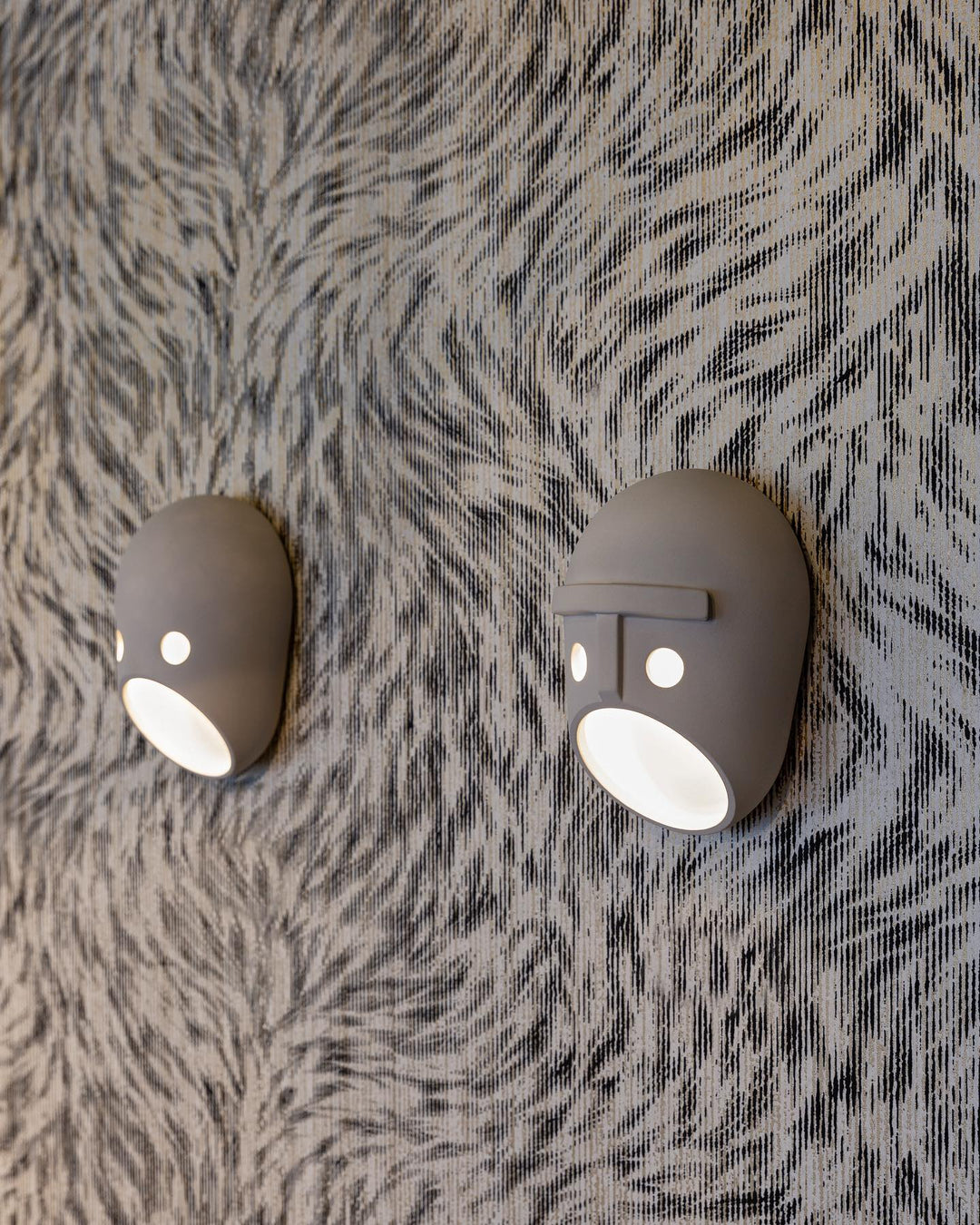 Mask Applique Murale en Résine Créativité Individuelle - Neutralighting