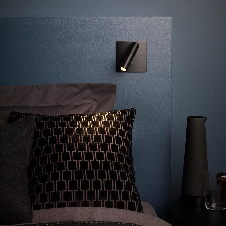 Astra Applique Murale Micro Carrée Spot Avec Interrupteur - Neutralighting