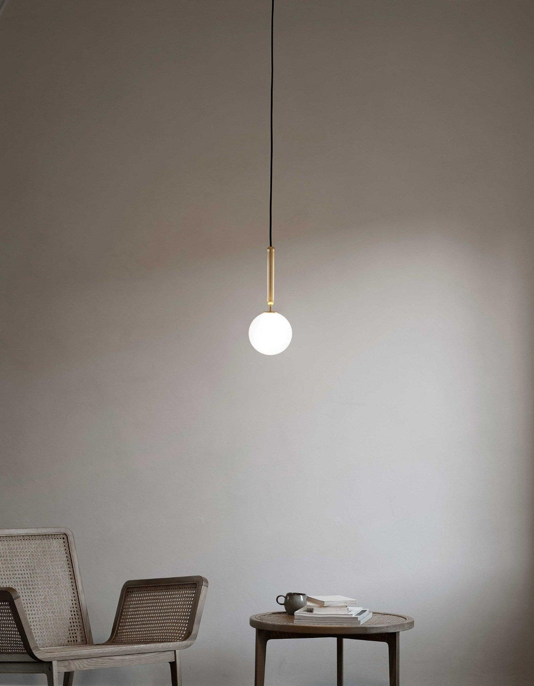 Azorila Suspension moderne minimaliste en laiton et verre - Neutralighting