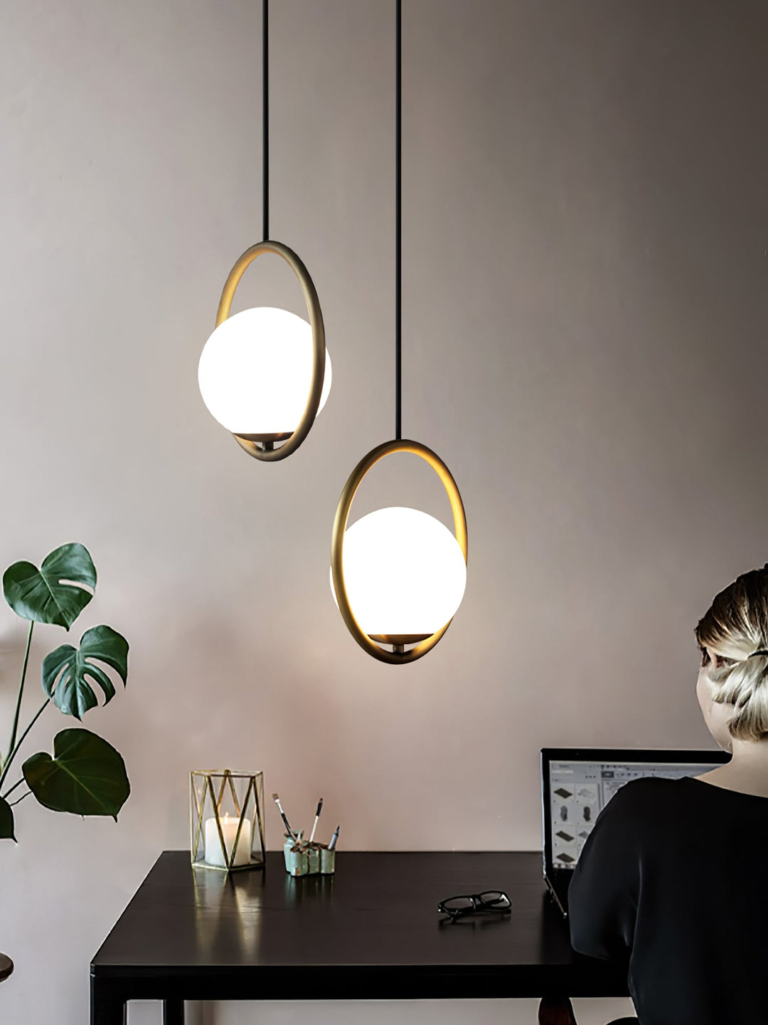 Ellipse Suspension Contemporaine en Laiton - Neutralighting