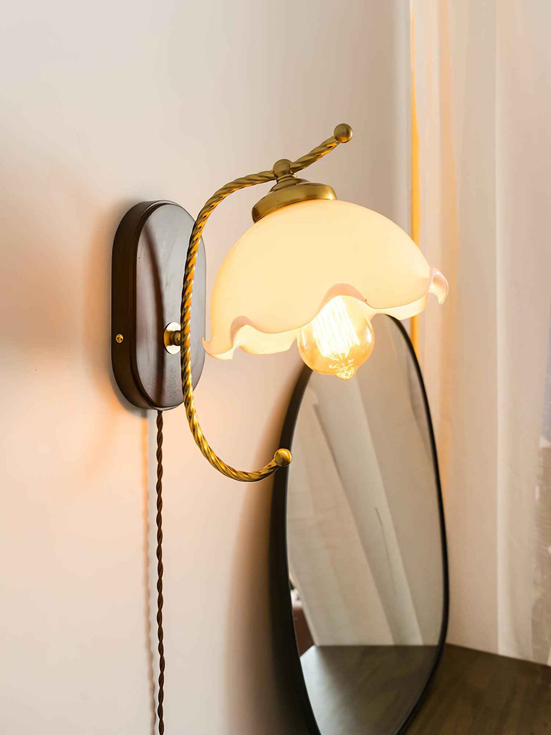 Lampe Olyss en Verre – Design Contemporain