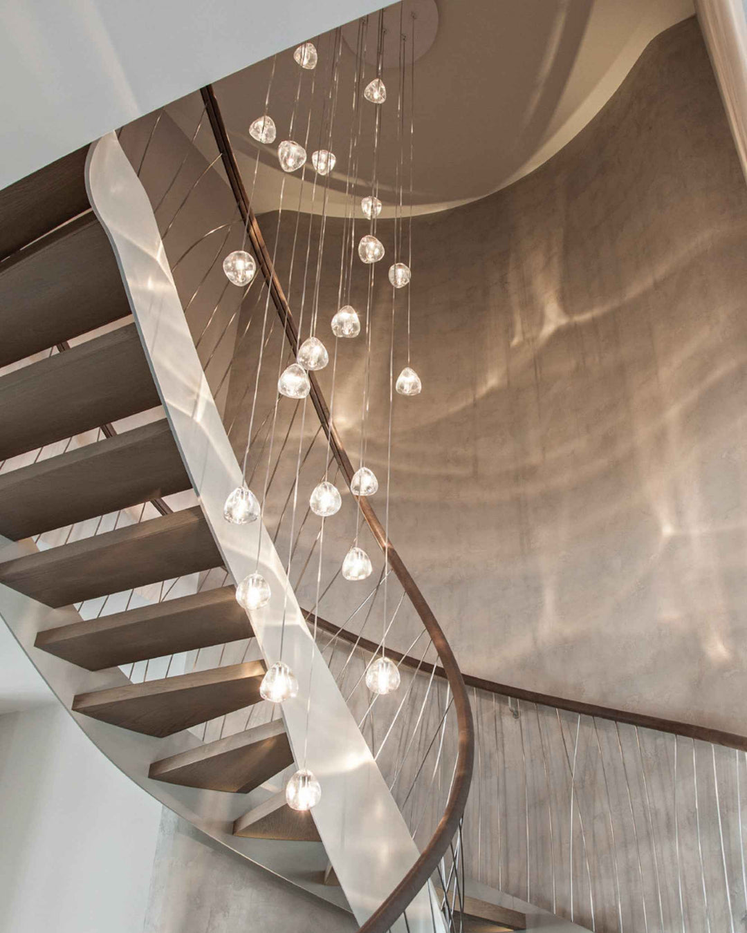 Lampe Avynor en Métal – Design Contemporain