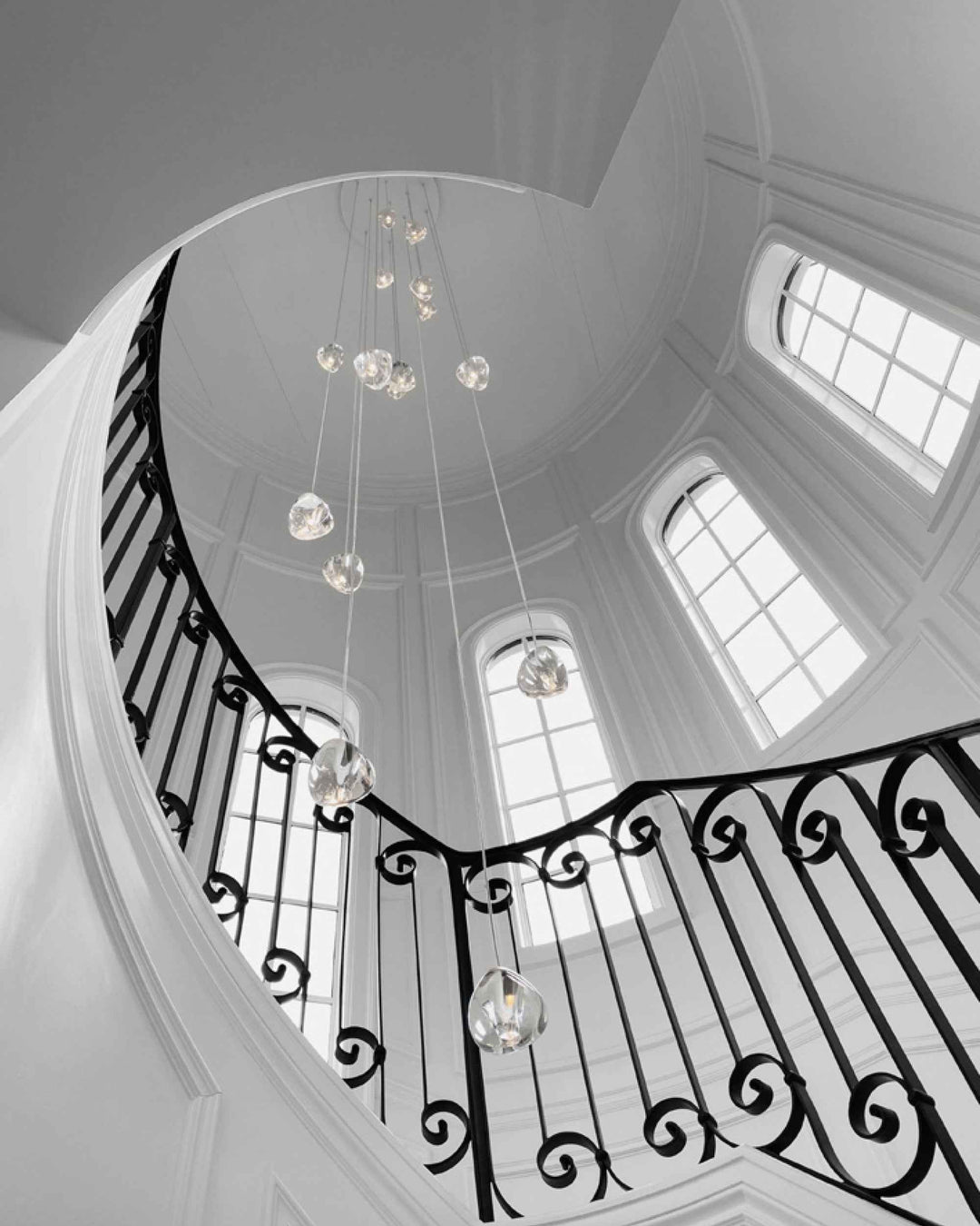 Lampe Avynor en Métal – Design Contemporain