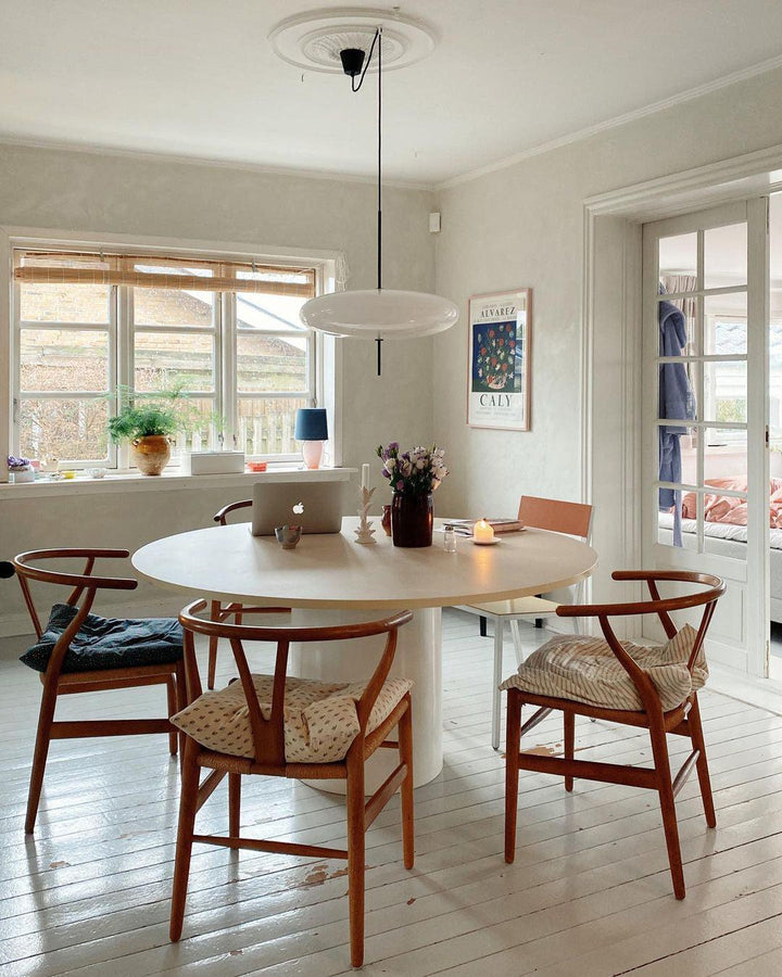 Lustra Suspension Noir Peint Réuni pour Salon - Neutralighting