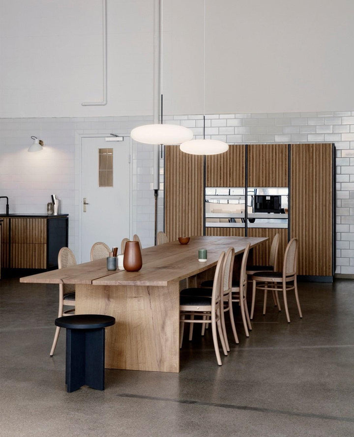 Lustra Suspension Noir Peint Réuni pour Salon - Neutralighting