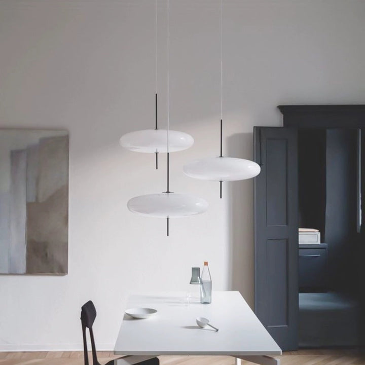Lustra Suspension Noir Peint Réuni pour Salon - Neutralighting