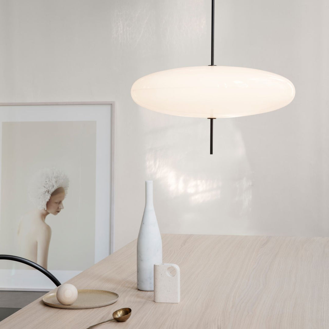 Lustra Suspension Noir Peint Réuni pour Salon - Neutralighting