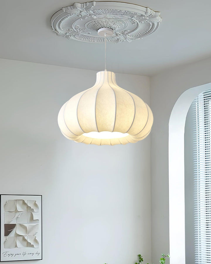 Silky Suspension avec Abat-jour en Soie Plissée Blanc Elégant - Neutralighting