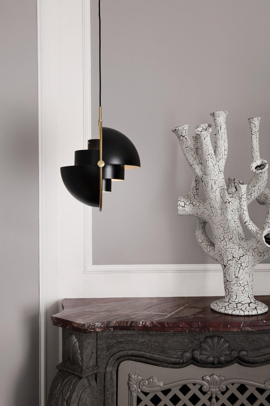 Lustra Lampe Pendante Boule Déformée Dorée - Neutralighting