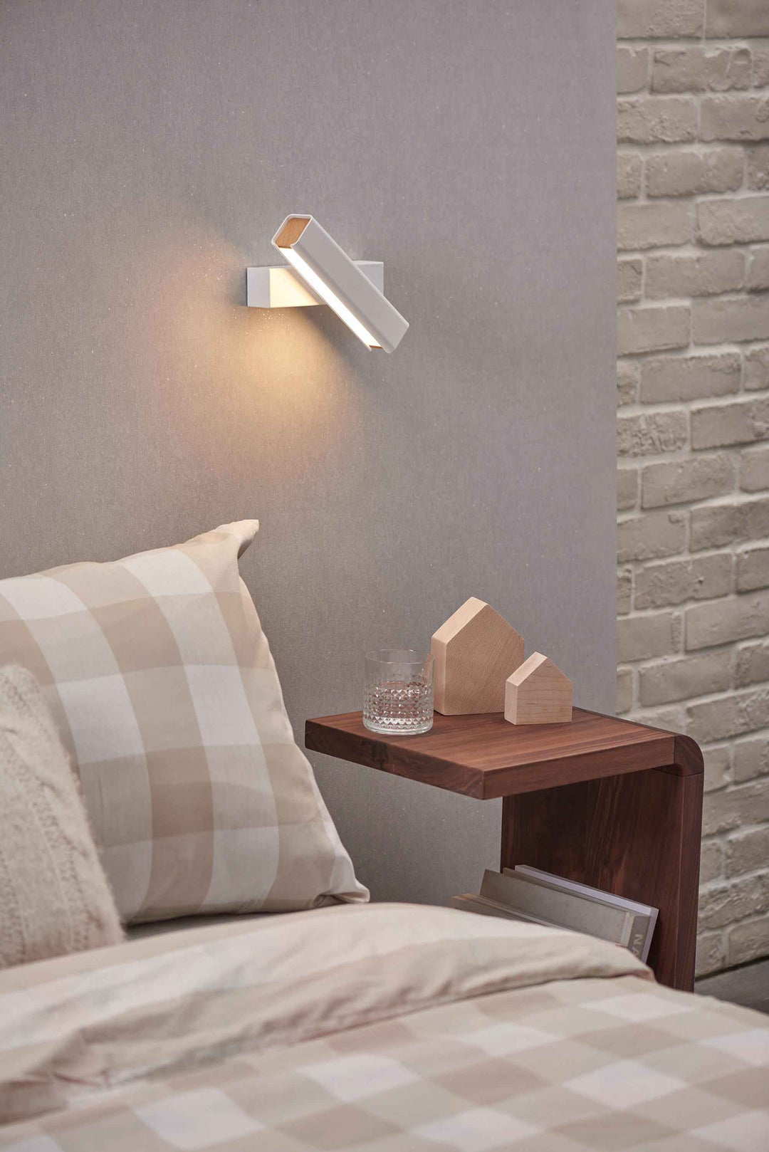Olvynora 20cm Noir LED