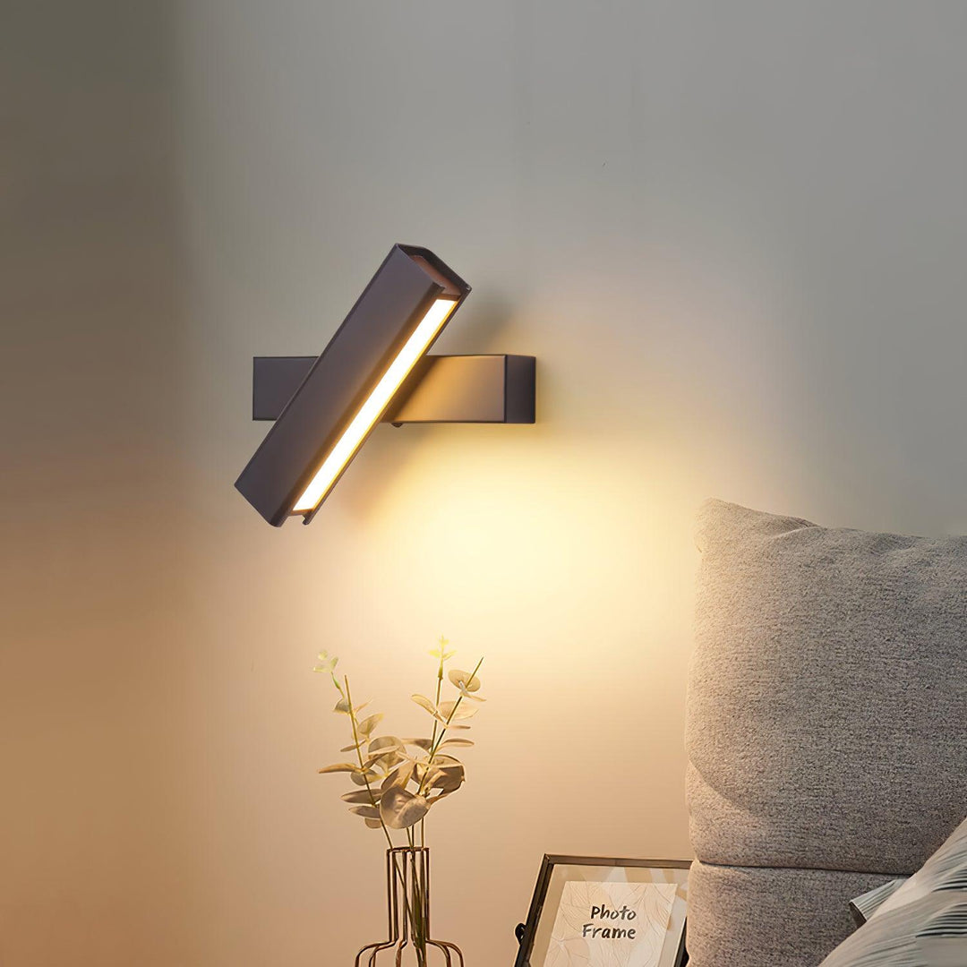 Cadence Applique murale réglable en aluminium pour chambre à coucher et salon - Neutralighting
