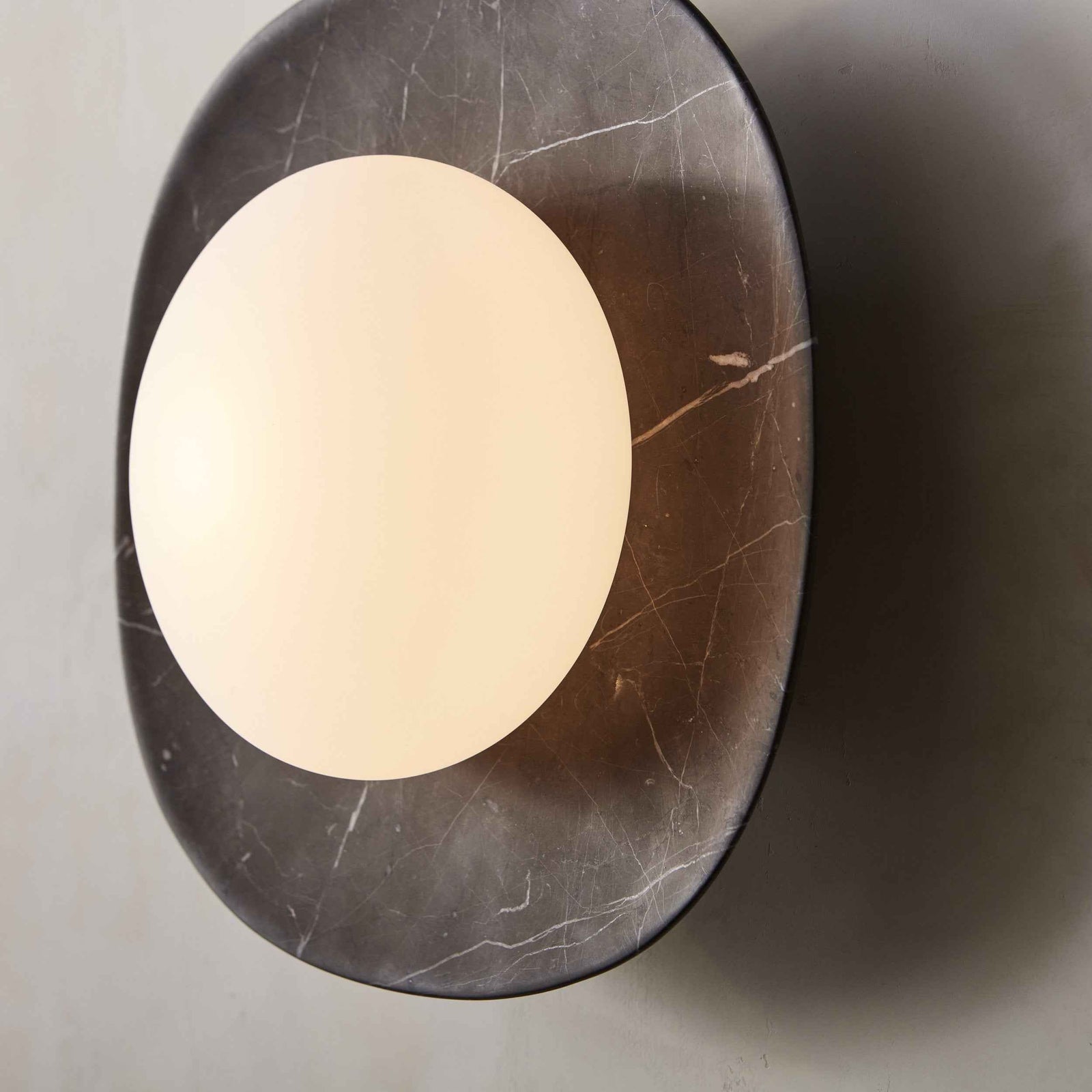 Lampe Cinoreth en Verre – Design Contemporain