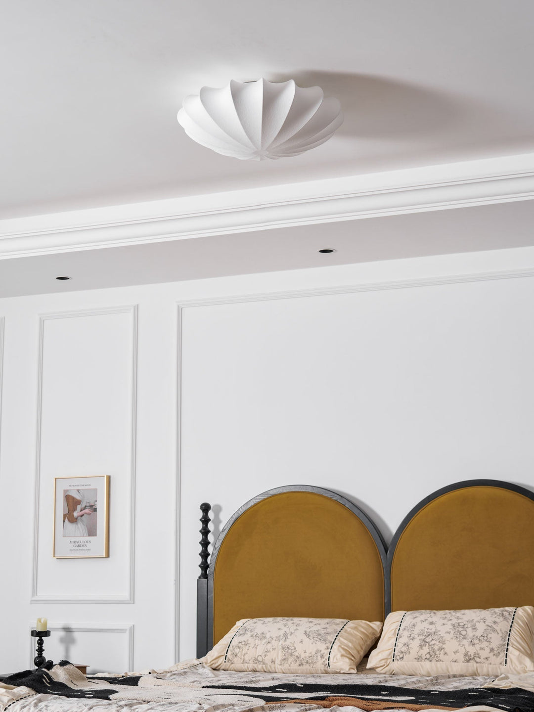 Solara Plafonnier Tissu Coquillage Sculptural Élégant - Neutralighting