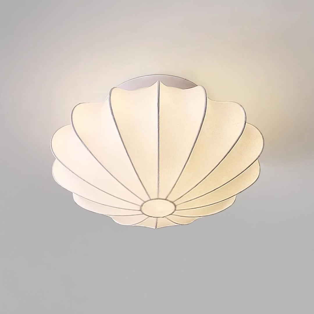 Solara Plafonnier Tissu Coquillage Sculptural Élégant - Neutralighting