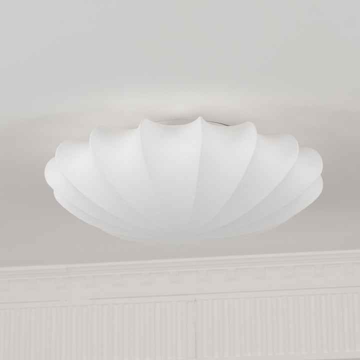 Solara Plafonnier Tissu Coquillage Sculptural Élégant - Neutralighting
