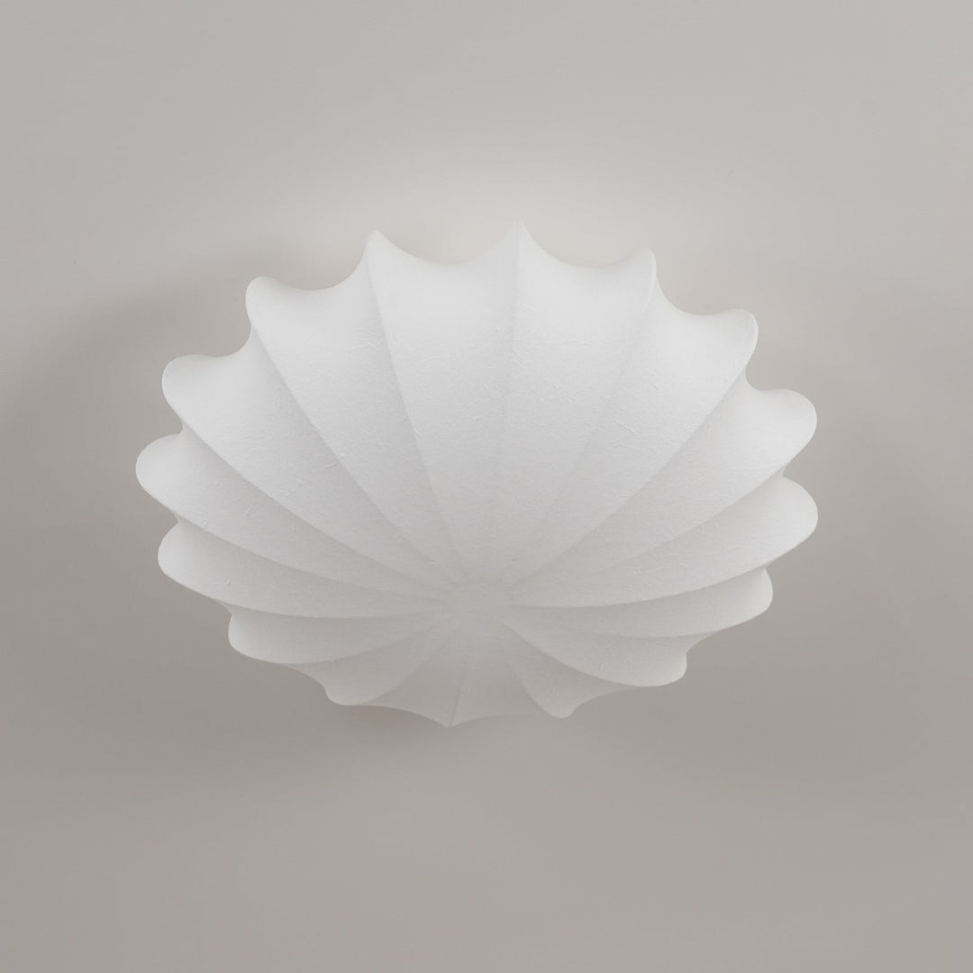 Solara Plafonnier Tissu Coquillage Sculptural Élégant - Neutralighting