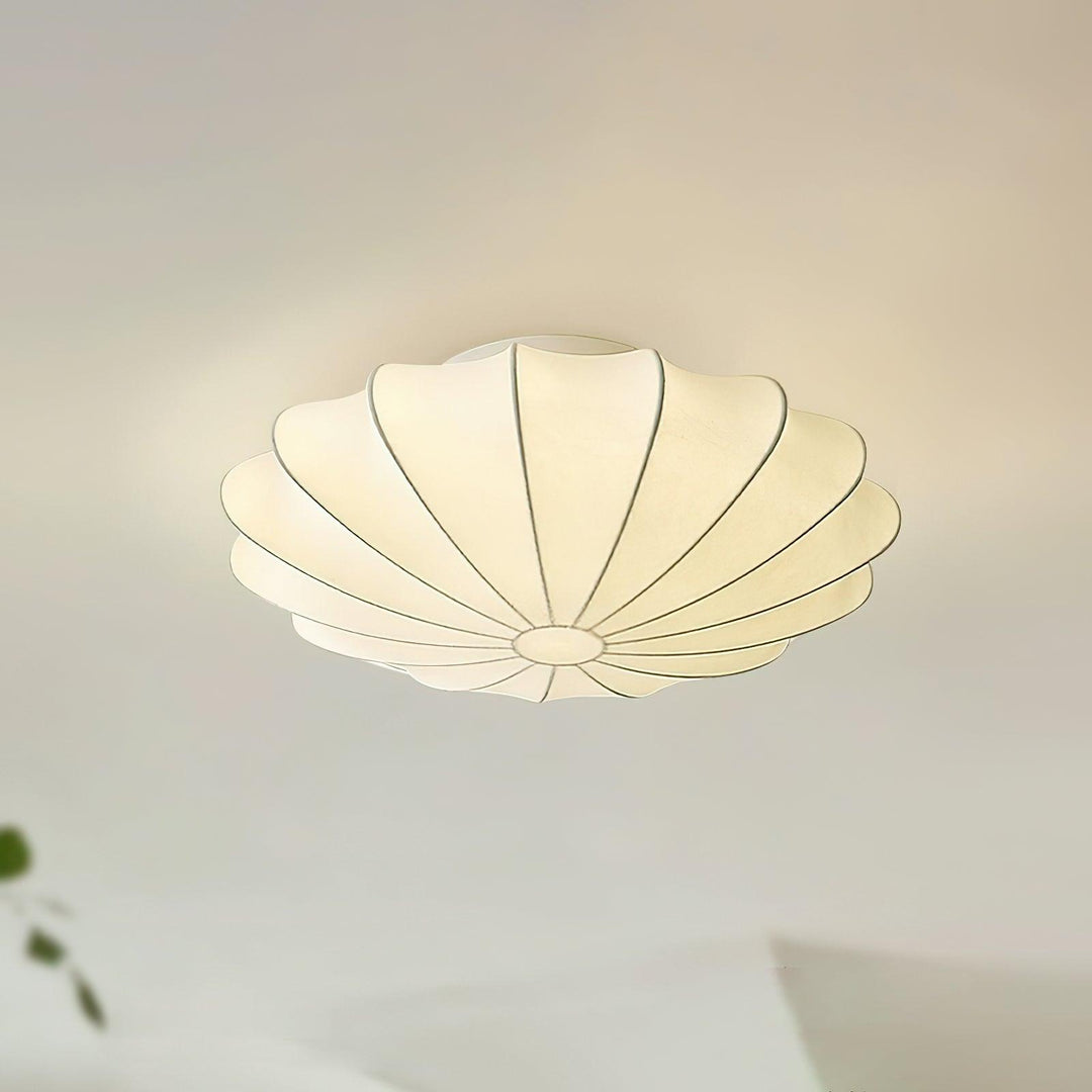 Solara Plafonnier Tissu Coquillage Sculptural Élégant - Neutralighting