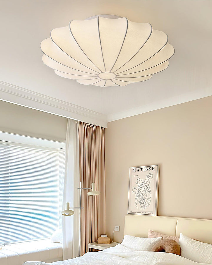 Solara Plafonnier Tissu Coquillage Sculptural Élégant - Neutralighting