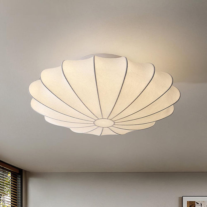 Solara Plafonnier Tissu Coquillage Sculptural Élégant - Neutralighting