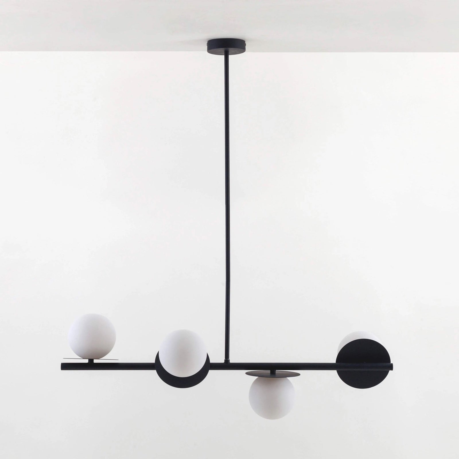 Evvararis Lustre Moderne Minimaliste en Laiton et Verre - Neutralighting