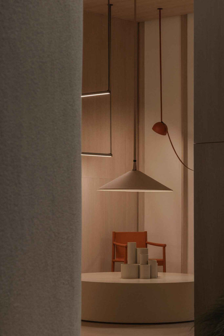 Lampe lyn en Métal – Design Contemporain