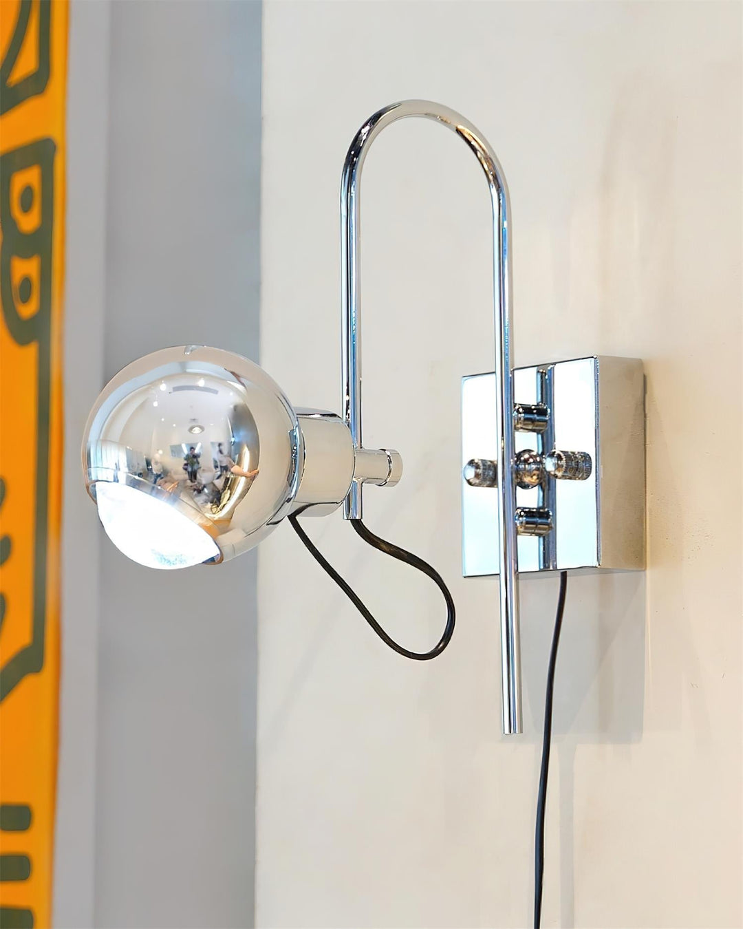 Nova Dot Lampe Murale Rétro-Futuriste - Neutralighting