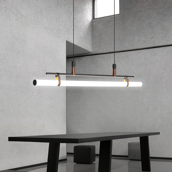 Inari Suspension Linéaire Simple. Métal/Acrylique. Noir/doré. Chambre - Neutralighting